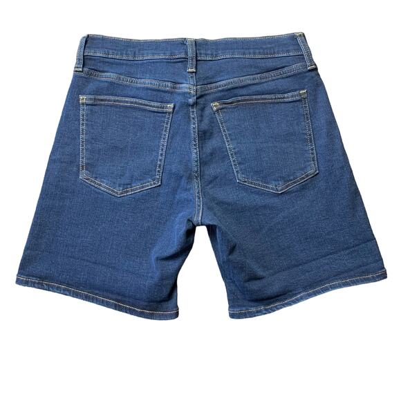 NWT GAP 5" Girlfriend Mid Rise Shorts Size 27/4 - Picture 6 of 6